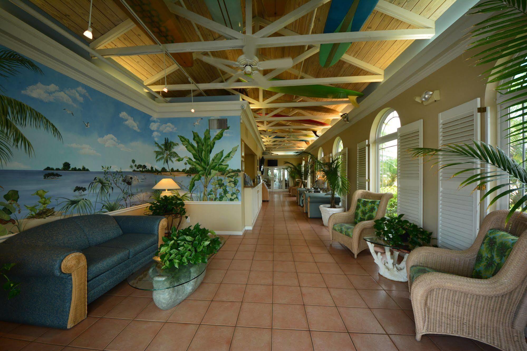 Capt Hirams Resort Sebastian Extérieur photo